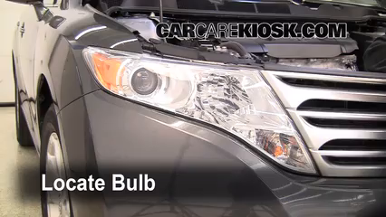 2009 Toyota Venza 2.7L 4 Cyl. Lights Turn Signal - Front (replace bulb)